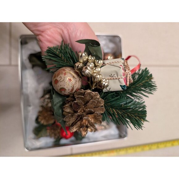 vintage Christmas decorations lot - Picture 13 of 16